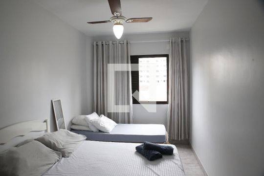 Quarto de apartamento para alugar com 1 quarto, 52m² em Aviação, Praia Grande
