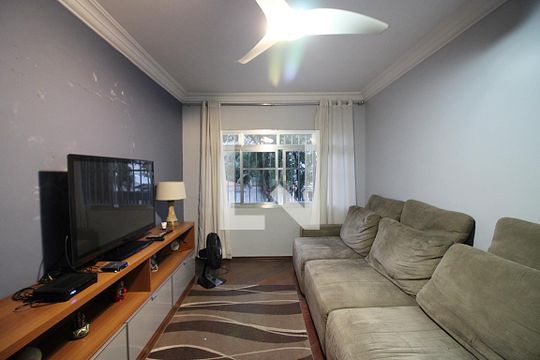 Sala  de casa à venda com 3 quartos, 270m² em Taboão, São Bernardo do Campo