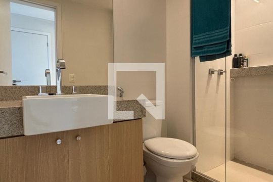Banheiro da Suíte 1 de apartamento à venda com 2 quartos, 117m² em Botafogo, Rio de Janeiro