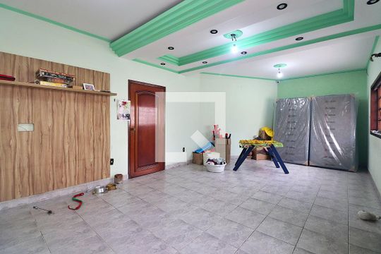 Casa para alugar com 4 quartos, 520m² em Santa Maria, Santo André