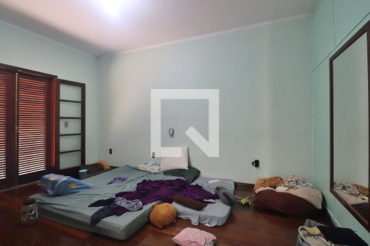 Quarto 1 - Suíte de casa para alugar com 4 quartos, 520m² em Santa Maria, Santo André