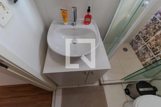Banheiro de apartamento para alugar com 2 quartos, 49m² em Jardim Myrian Moreira da Costa, Campinas