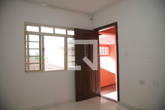 Casa 2 de casa à venda com 2 quartos, 250m² em Bela Vista, Osasco
