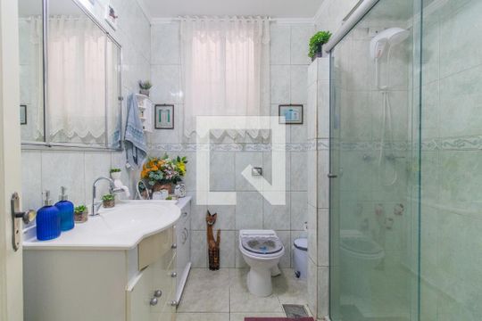 Banheiro Social de apartamento à venda com 4 quartos, 151m² em Centro Histórico, Porto Alegre