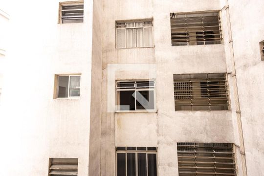 Vista Sala de apartamento à venda com 2 quartos, 58m² em Tatuapé, São Paulo