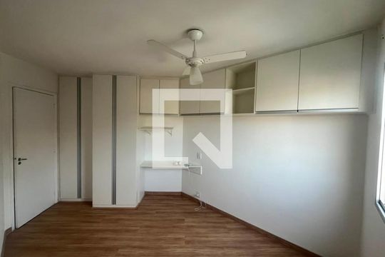 Sala de apartamento para alugar com 2 quartos, 51m² em Freguesia do Ó, São Paulo
