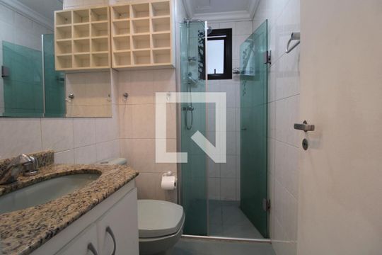 Banheiro de apartamento à venda com 2 quartos, 52m² em Jardim Itapeva, São Paulo