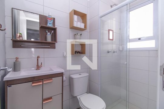 Banheiro de apartamento à venda com 2 quartos, 40m² em Vila Ema, São Paulo
