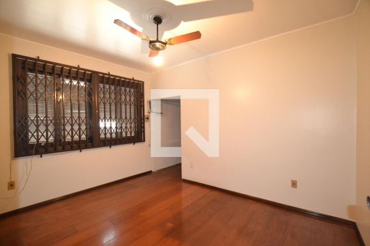 Suite 1 de casa à venda com 4 quartos, 358m² em Nonoai, Porto Alegre