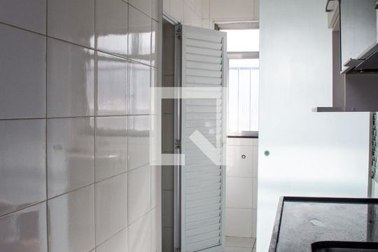 Cozinha de apartamento para alugar com 2 quartos, 52m² em Piedade, Rio de Janeiro