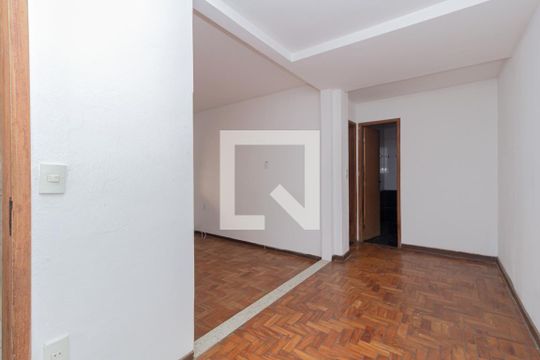 Sala de casa à venda com 1 quarto, 125m² em União, Belo Horizonte
