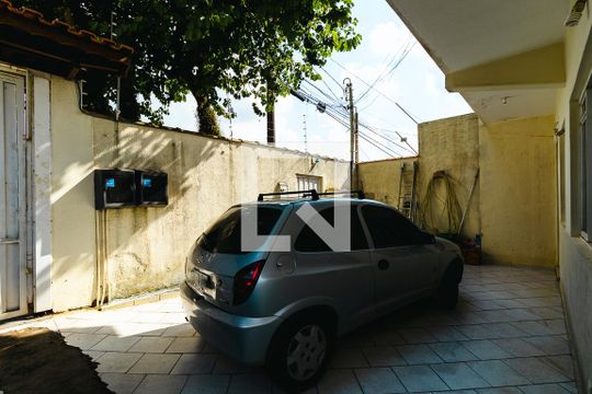 Garagem de casa à venda com 5 quartos, 280m² em Jardim Bandeiras, Jundiaí