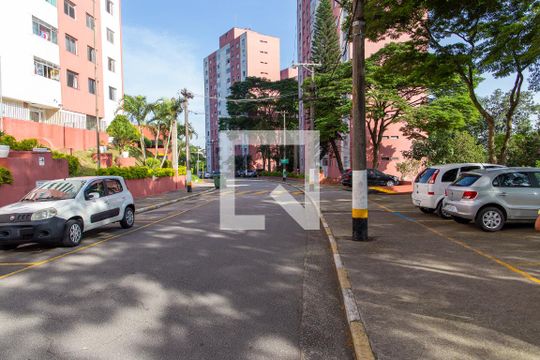 Área comum de apartamento à venda com 3 quartos, 80m² em Jardim Prudência, Diadema