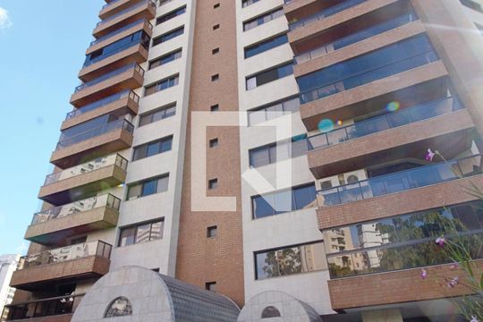 Fachada de apartamento à venda com 4 quartos, 240m² em Vila Andrade, São Paulo