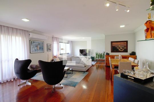 Apartamento à venda com 4 quartos, 240m² em Vila Andrade, São Paulo