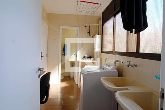 Área de Serviço de apartamento à venda com 4 quartos, 240m² em Vila Andrade, São Paulo