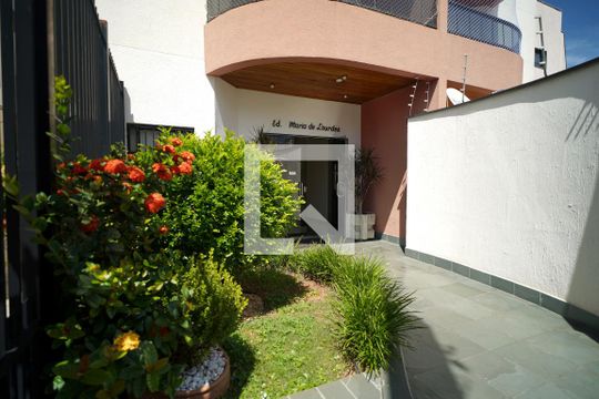 Fachada de apartamento para alugar com 2 quartos, 76m² em Jardim Santa Rosália, Sorocaba