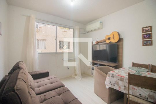 Sala de apartamento à venda com 2 quartos, 45m² em Sarandi, Porto Alegre
