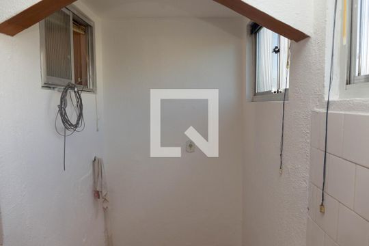 Cozinha/ Área de serviço de apartamento à venda com 2 quartos, 56m² em Jardim Itu, Porto Alegre