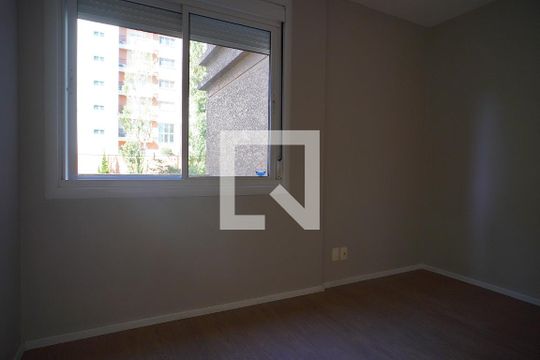 Quarto 2 de apartamento para alugar com 2 quartos, 142m² em Passo D’areia, Porto Alegre