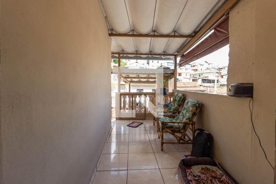 Quintal de casa à venda com 5 quartos, 200m² em Jardim Peri, São Paulo