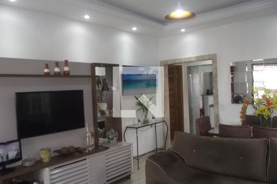 Sala de casa à venda com 2 quartos, 360m² em Higienópolis, Rio de Janeiro