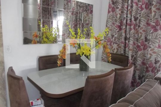 Sala de casa à venda com 2 quartos, 360m² em Higienópolis, Rio de Janeiro