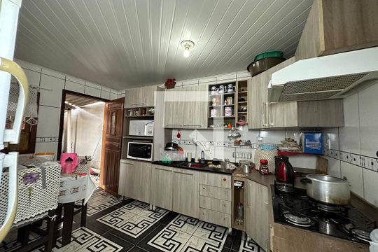 Cozinha de casa à venda com 3 quartos, 120m² em Santos Dumont, São Leopoldo