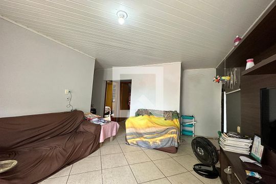 Sala de casa à venda com 3 quartos, 120m² em Santos Dumont, São Leopoldo