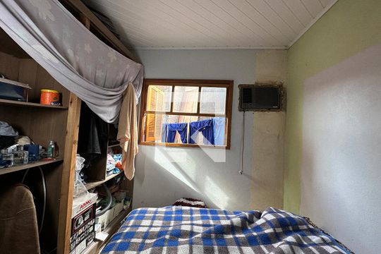 Quarto 2  de casa à venda com 3 quartos, 120m² em Santos Dumont, São Leopoldo