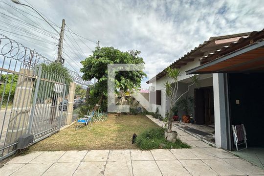 Área Externa de casa à venda com 3 quartos, 120m² em Santos Dumont, São Leopoldo