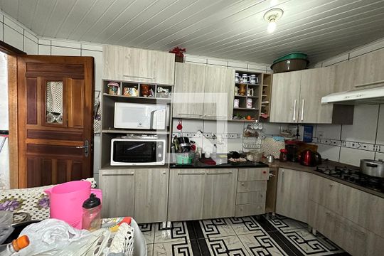 Cozinha de casa à venda com 3 quartos, 120m² em Santos Dumont, São Leopoldo
