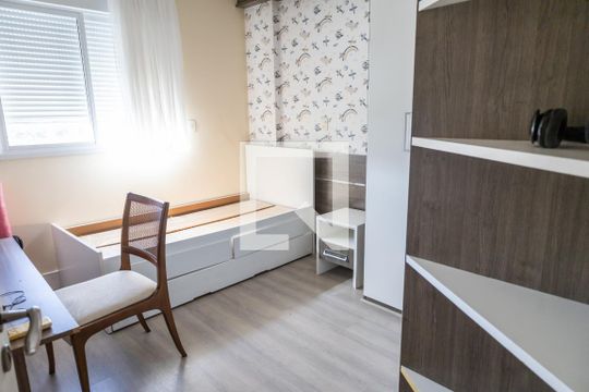 Quarto  de apartamento para alugar com 3 quartos, 304m² em Trindade, Florianópolis