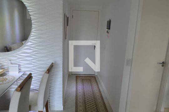 Hall de entrada de apartamento à venda com 2 quartos, 74m² em Taquara, Rio de Janeiro