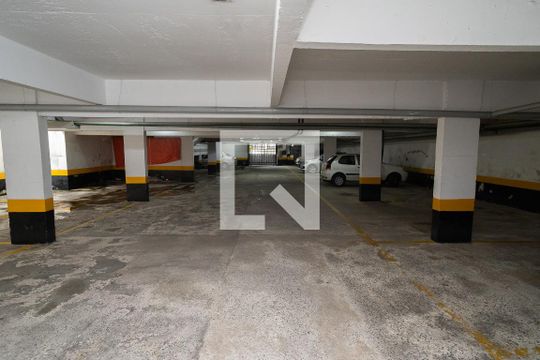 Garagem de apartamento para alugar com 2 quartos, 62m² em Suísso, São Bernardo do Campo