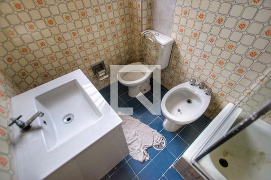 Banheiro de apartamento para alugar com 2 quartos, 75m² em Vila Mariana, São Paulo