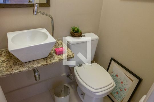 Lavabo de apartamento à venda com 2 quartos, 94m² em Vila Romana, São Paulo