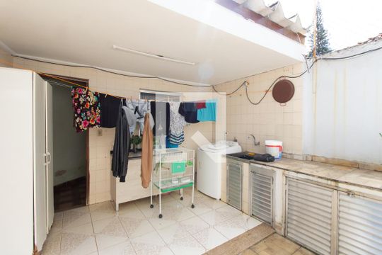 Área de Serviço de casa à venda com 3 quartos, 400m² em Vila Albertina, São Paulo