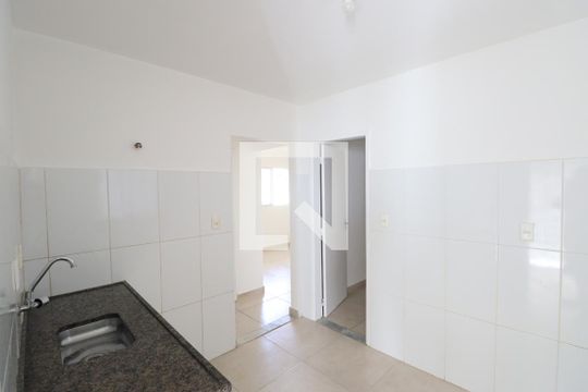 Cozinha de casa para alugar com 2 quartos, 58m² em Raul Veiga, São Gonçalo