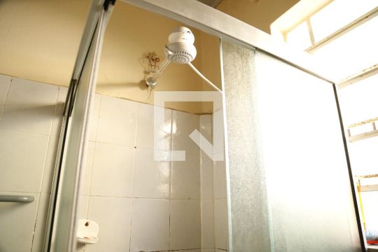 Banheiro 1 de casa à venda com 3 quartos, 175m² em Vila Palmeiras, São Paulo