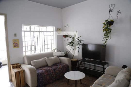 Casa à venda com 3 quartos, 175m² em Vila Palmeiras, São Paulo