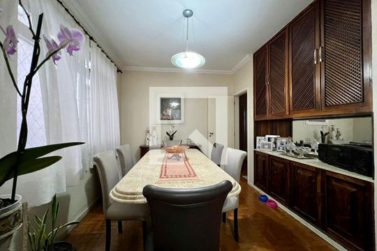 Apartamento à venda com 4 quartos, 140m² em Lourdes, Belo Horizonte