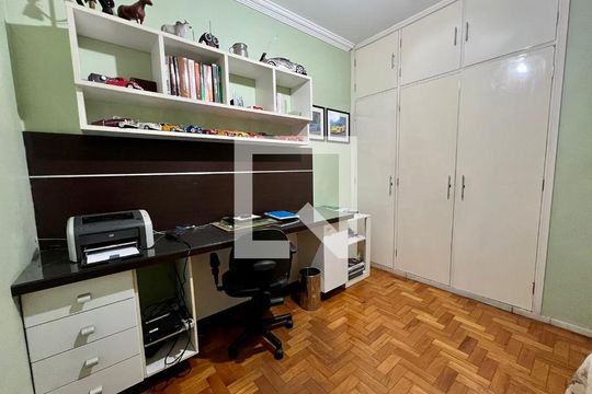 Apartamento à venda com 4 quartos, 140m² em Lourdes, Belo Horizonte