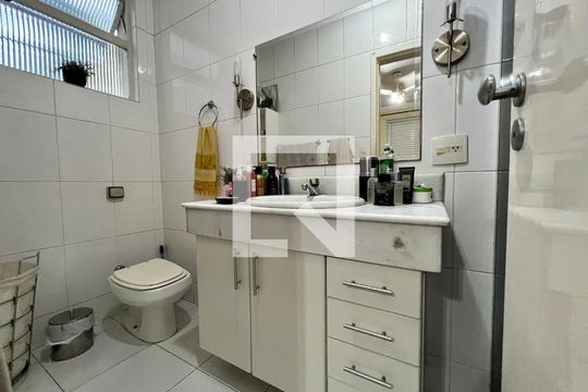 Apartamento à venda com 4 quartos, 140m² em Lourdes, Belo Horizonte
