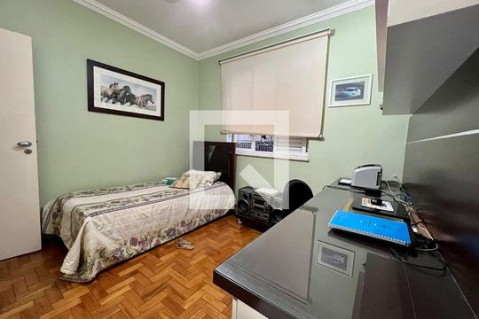 Apartamento à venda com 4 quartos, 140m² em Lourdes, Belo Horizonte