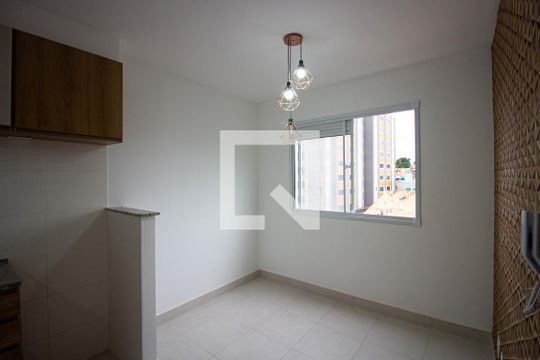 Sala de apartamento à venda com 2 quartos, 39m² em Itaquera, São Paulo