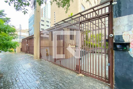 Fachada do Condomínio de apartamento para alugar com 2 quartos, 53m² em Jardim Prudência, São Paulo