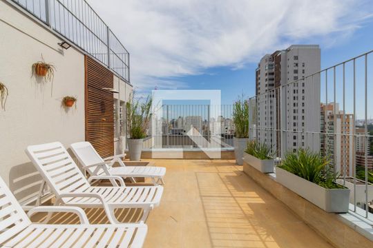 Área comum de apartamento para alugar com 1 quarto, 42m² em Indianópolis, São Paulo