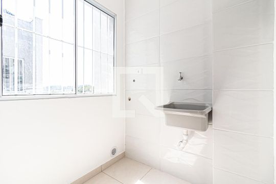 Área de Serviço de kitnet/studio para alugar com 2 quartos, 38m² em Parque Cisper, São Paulo