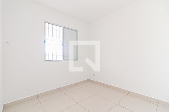 Quarto 1 de kitnet/studio para alugar com 2 quartos, 38m² em Parque Cisper, São Paulo
